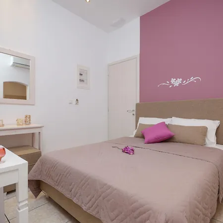 Panormos And Hotel *