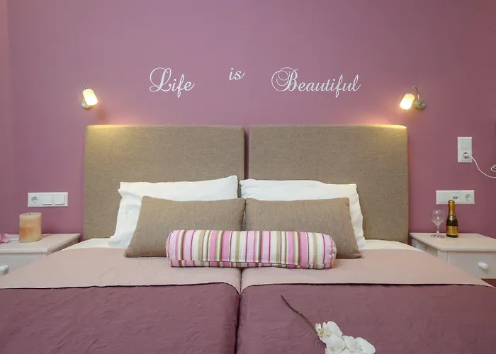 Hotel Panormos And *