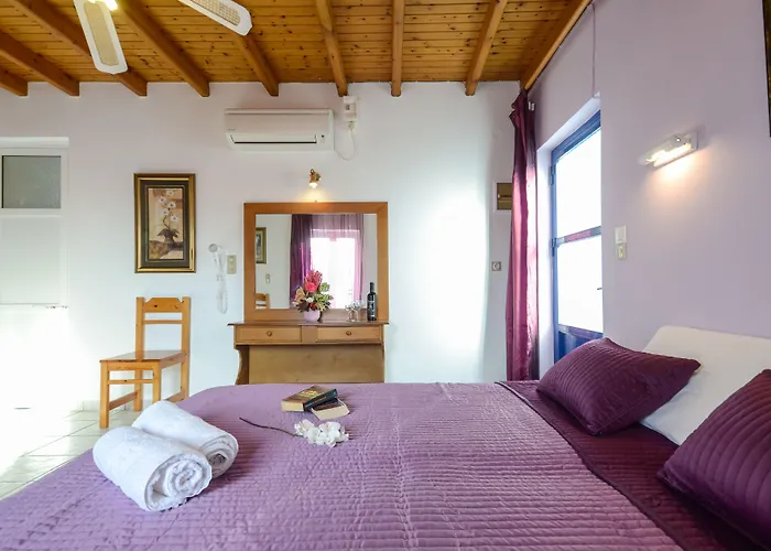 Panormos And Hotel *