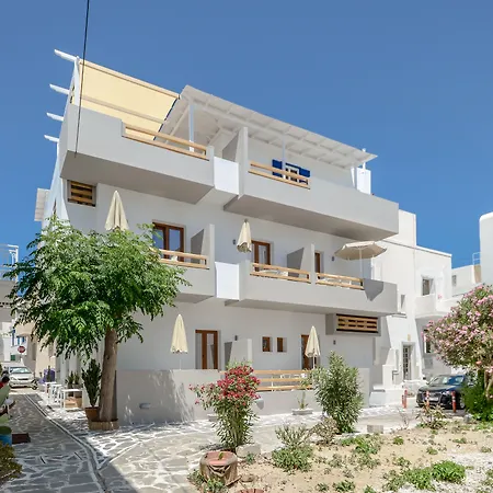 Panormos Hotel&studios Naxos City