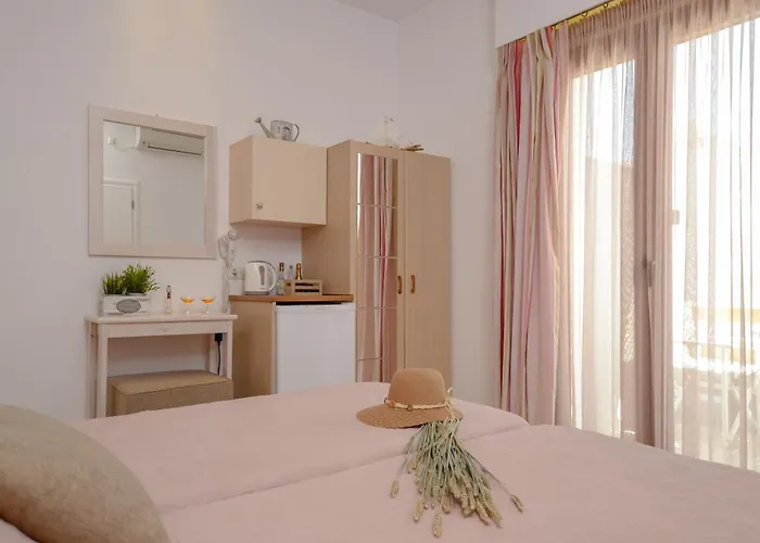 Ξενοδοχείο Panormos And Naxos City