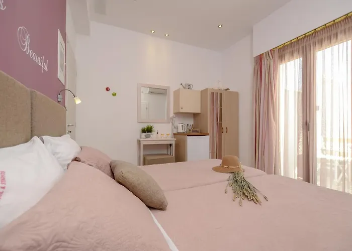 Panormos And Ξενοδοχείο Naxos City