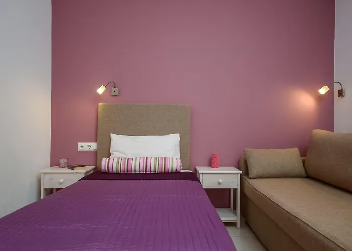 Hotel Panormos And *