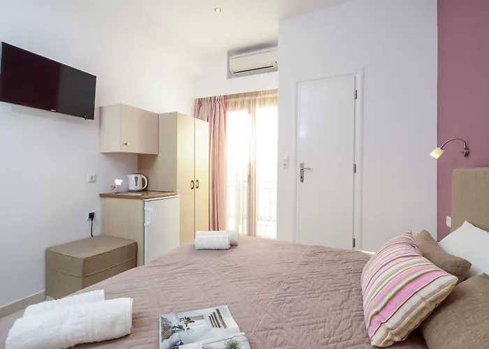 Panormos And Ξενοδοχείο