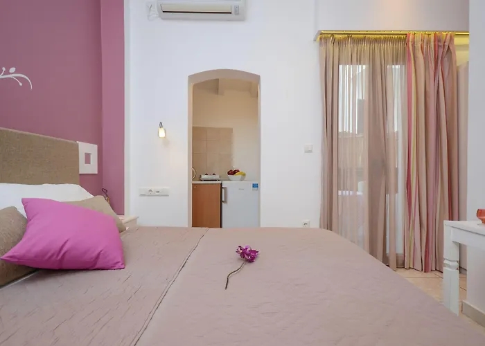 Panormos And Naxos City