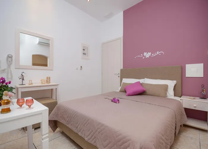 Panormos And Ξενοδοχείο *