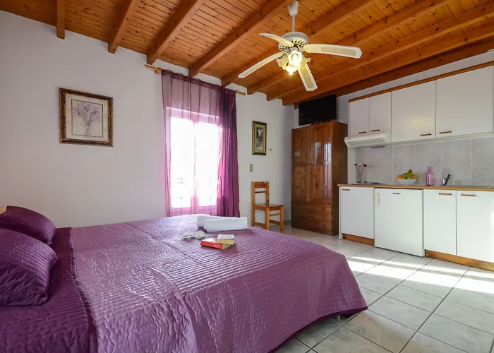 Panormos And Ξενοδοχείο *